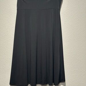 LuLaroe Medium Elegant Black Women's Skirt